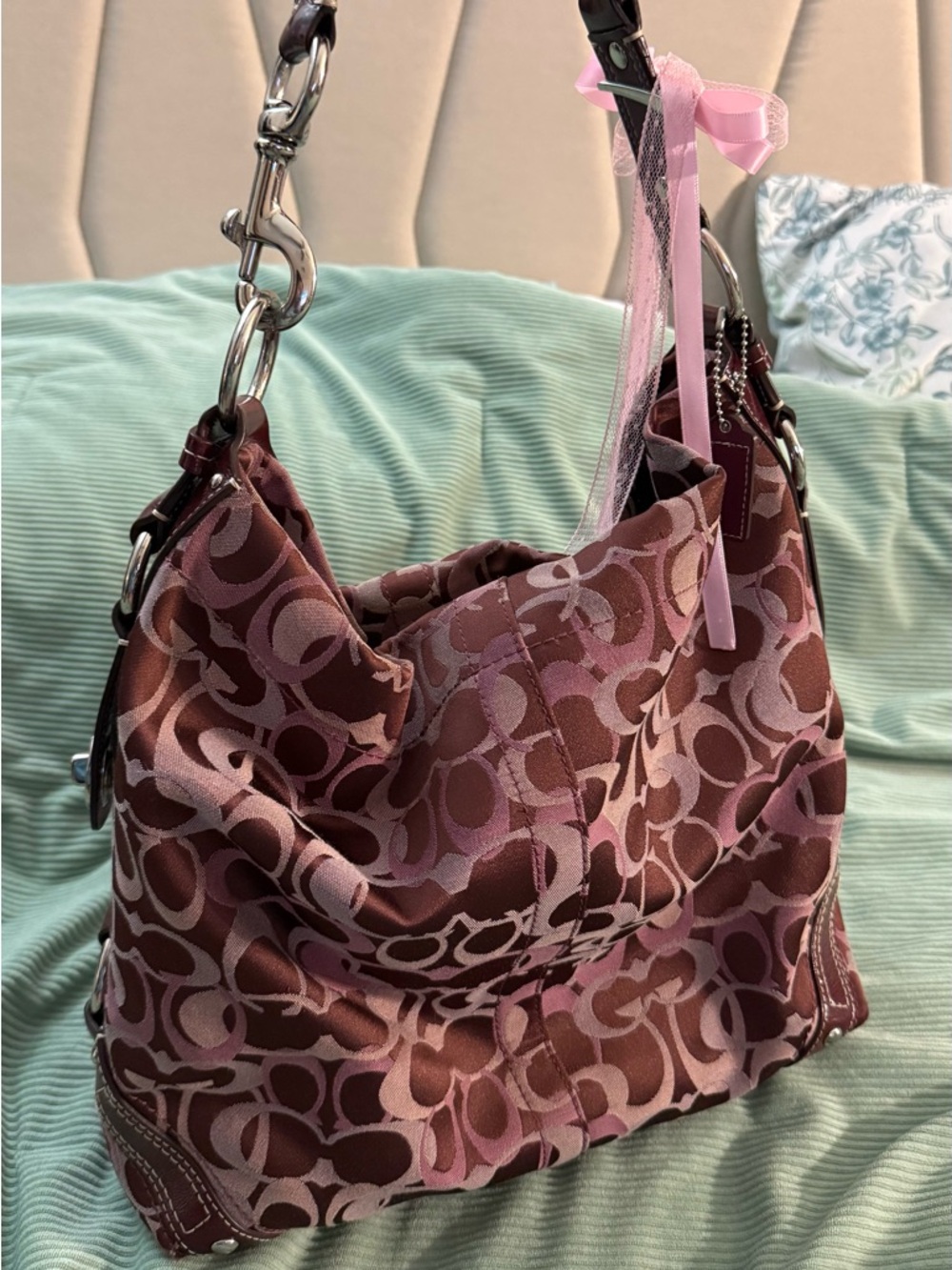 Rare Coach Maroon/Pink Large Carly - Picture 2 of 6